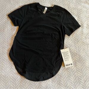 NWT! lululemon UV Protection Running T-Shirt - size 0
